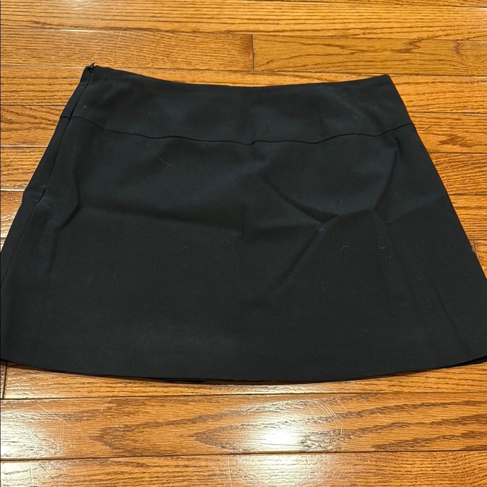 Trina Turk Pleated Black Women's Skirt, size 2 - Picture 4 of 7